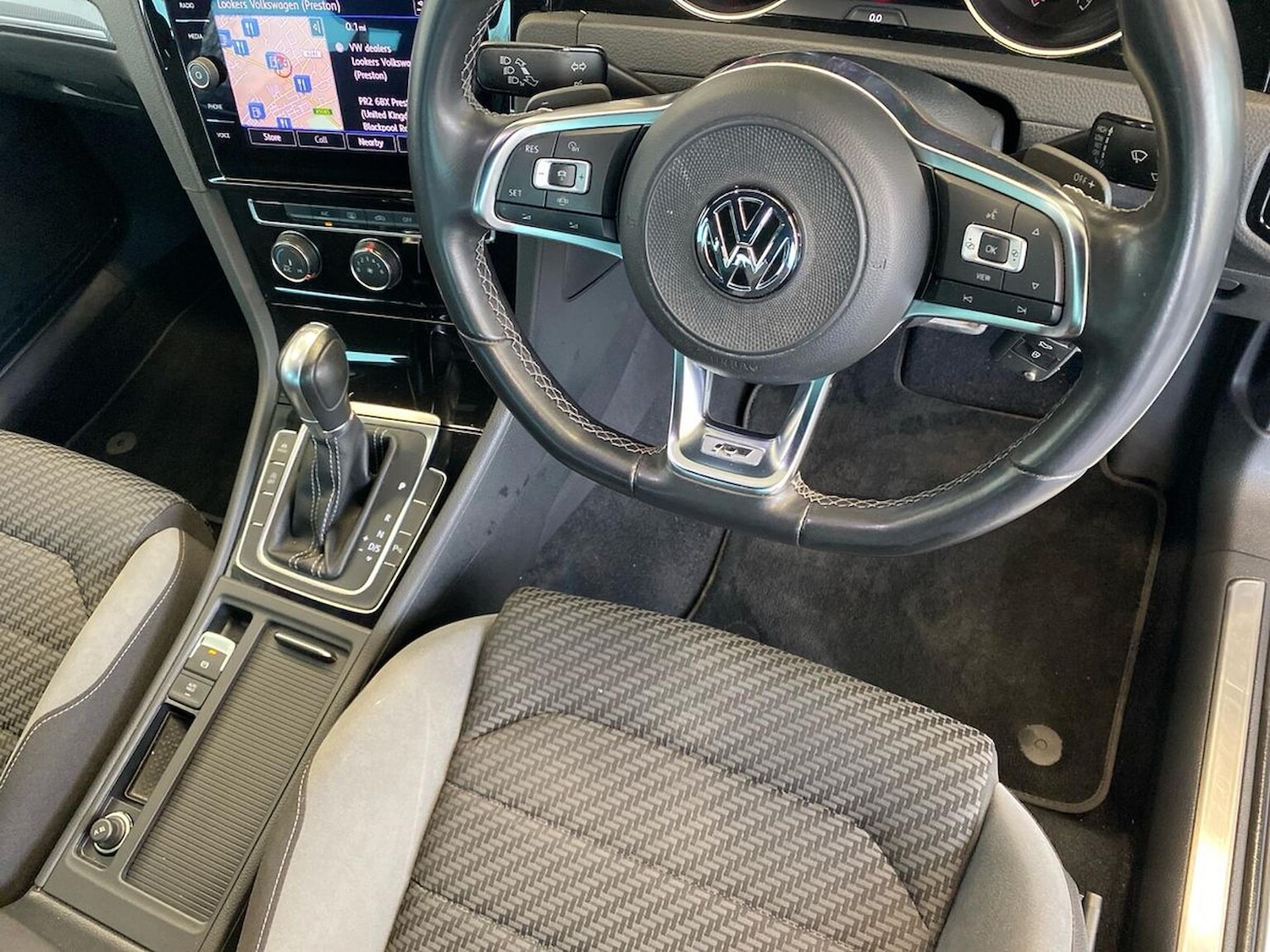 Used Volkswagen Golf 2019 for sale - 76571047: Photo 26