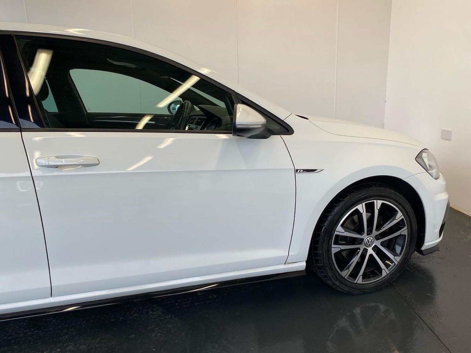 Used Volkswagen Golf 2019 for sale - 76571047: Photo 35