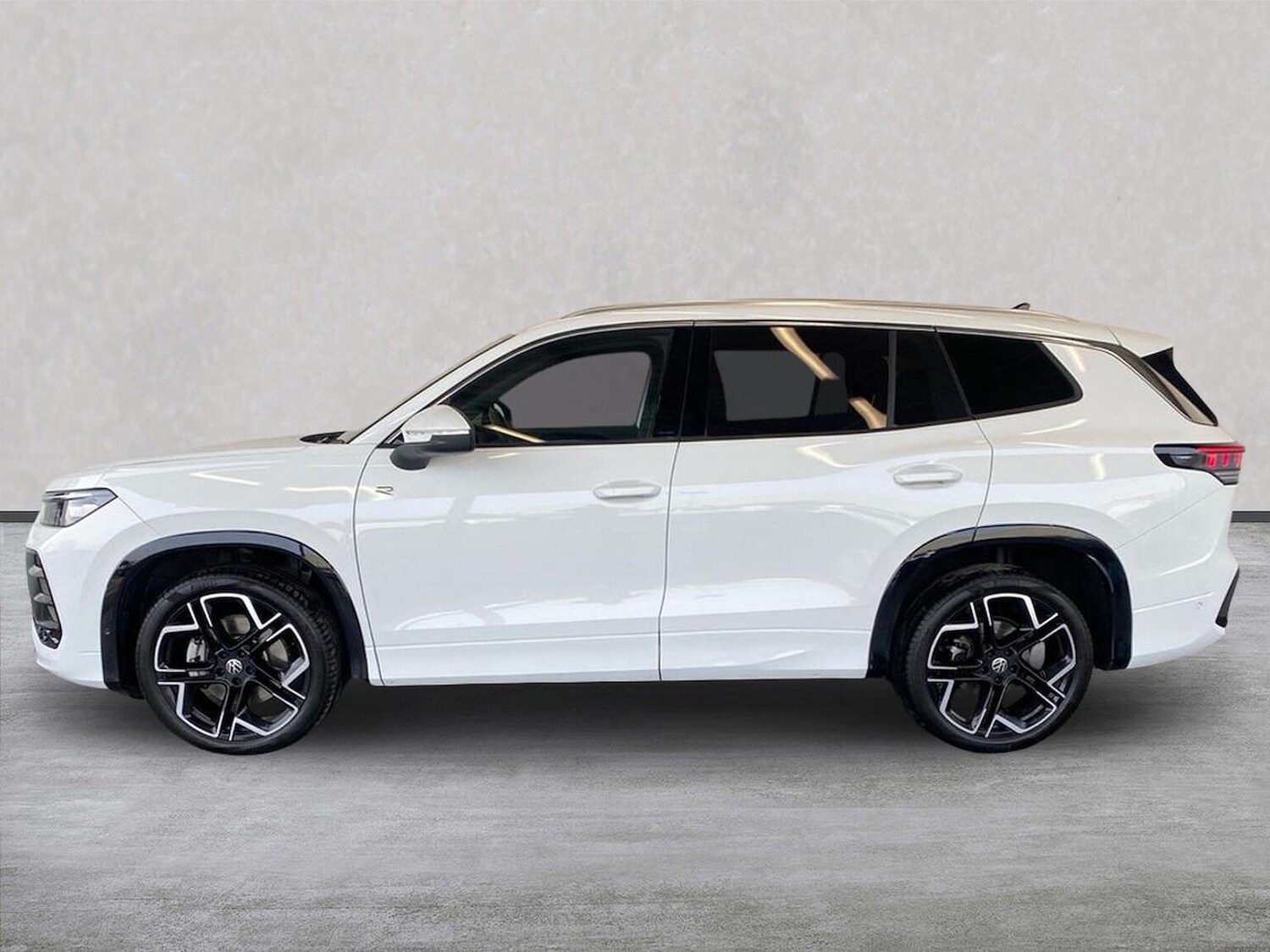 Used Volkswagen Touran 2026 for sale - 77963812: Photo 19