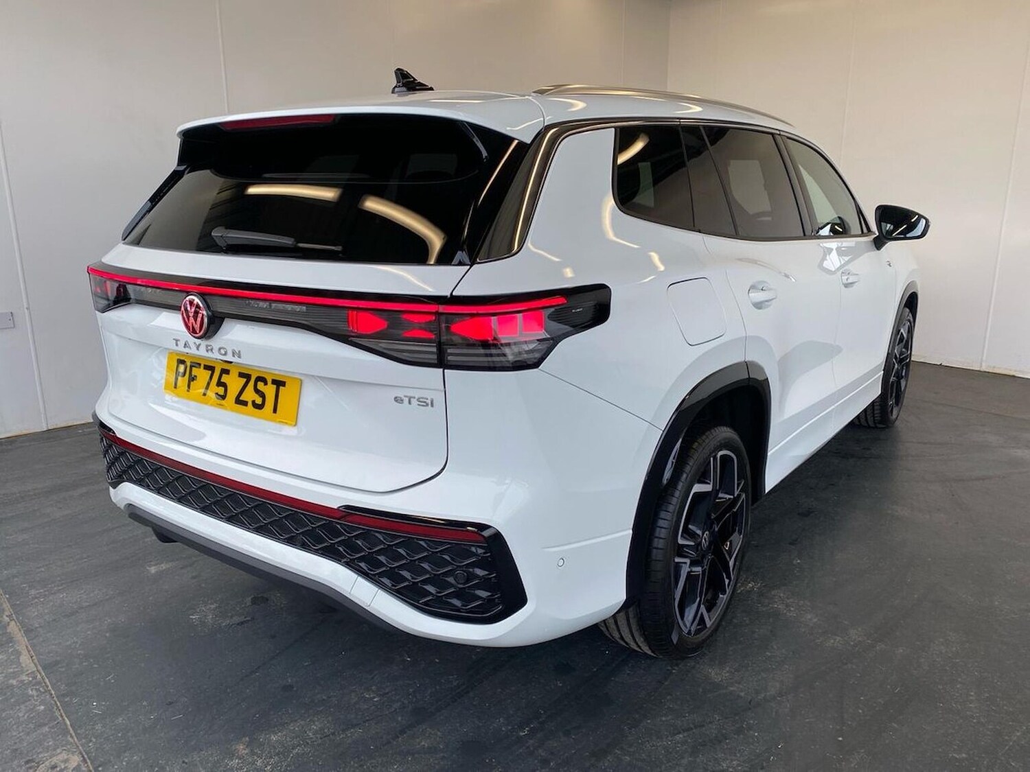 Used Volkswagen Touran 2026 for sale - 77963812: Photo 36