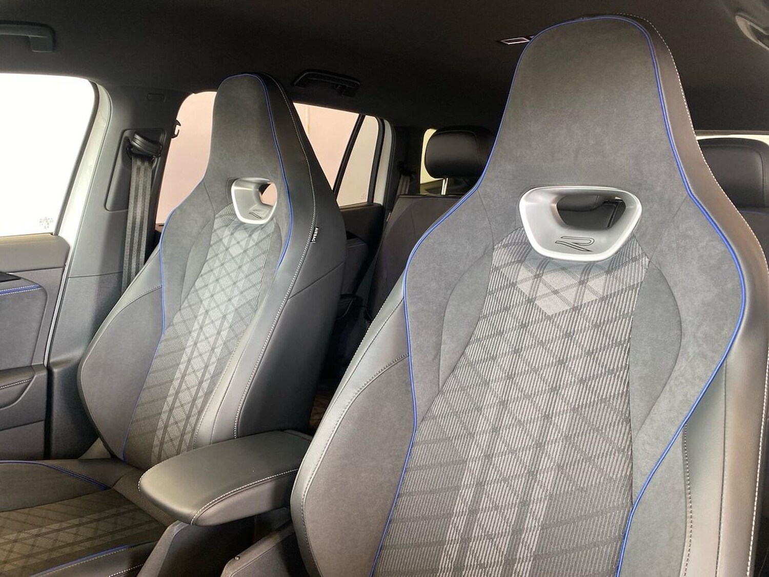 Used Volkswagen Touran 2026 for sale - 77963812: Photo 41