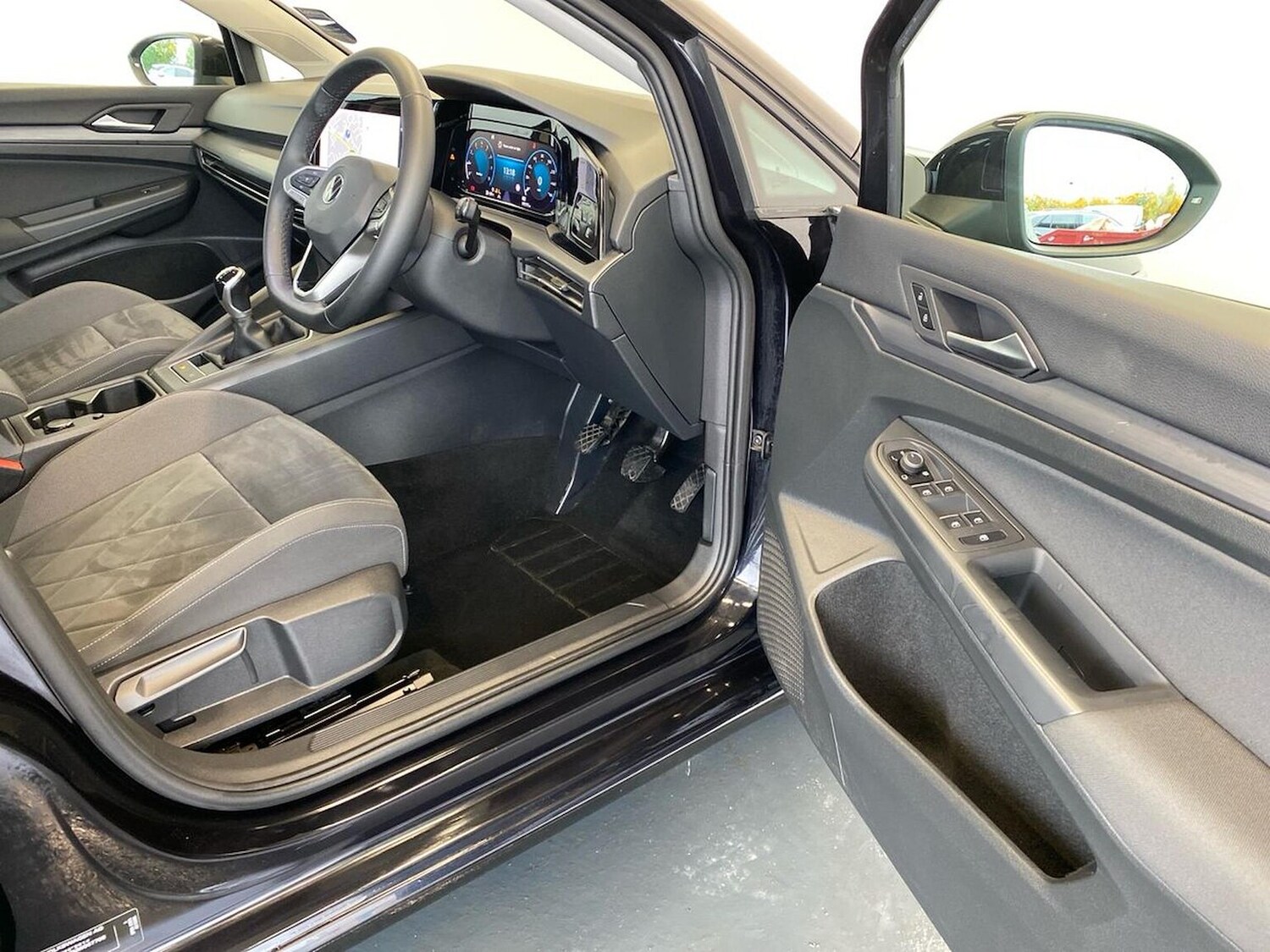 Used Volkswagen Golf 2021 for sale - 76134222: Photo 21