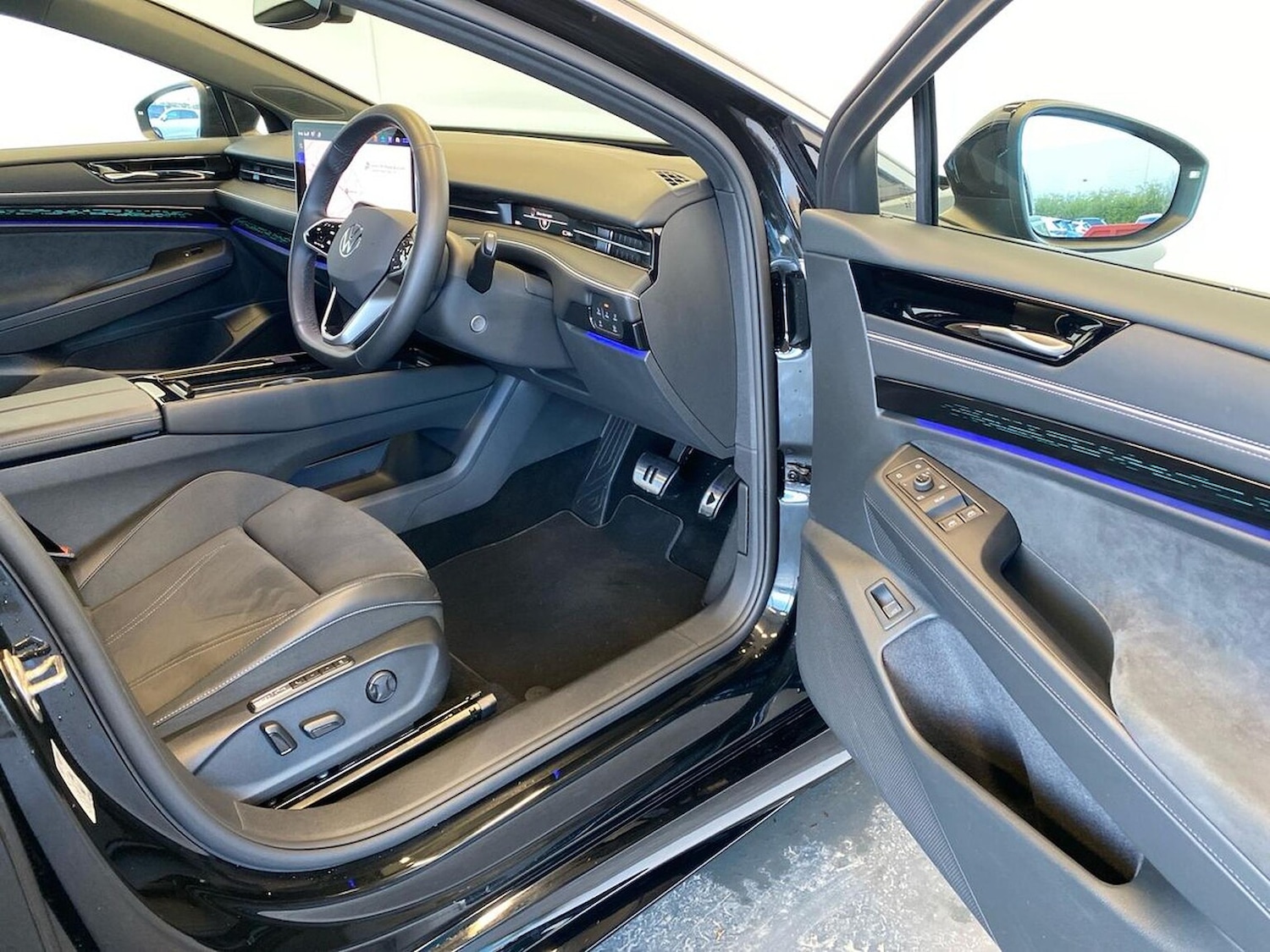 Used Volkswagen ID.7 2025 for sale - 76725910: Photo 21