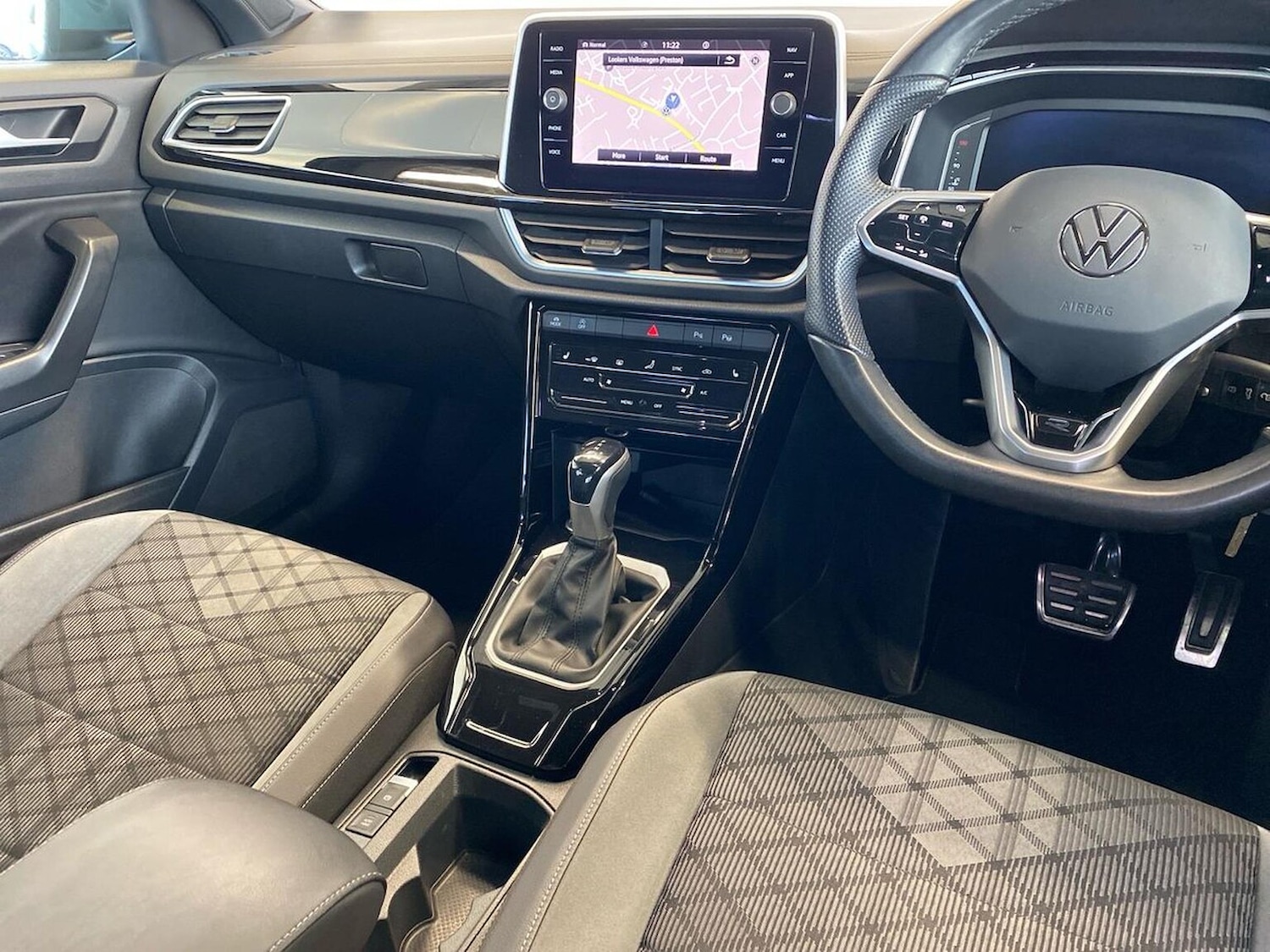 Used Volkswagen T-Roc 2022 for sale - 76794908: Photo 13