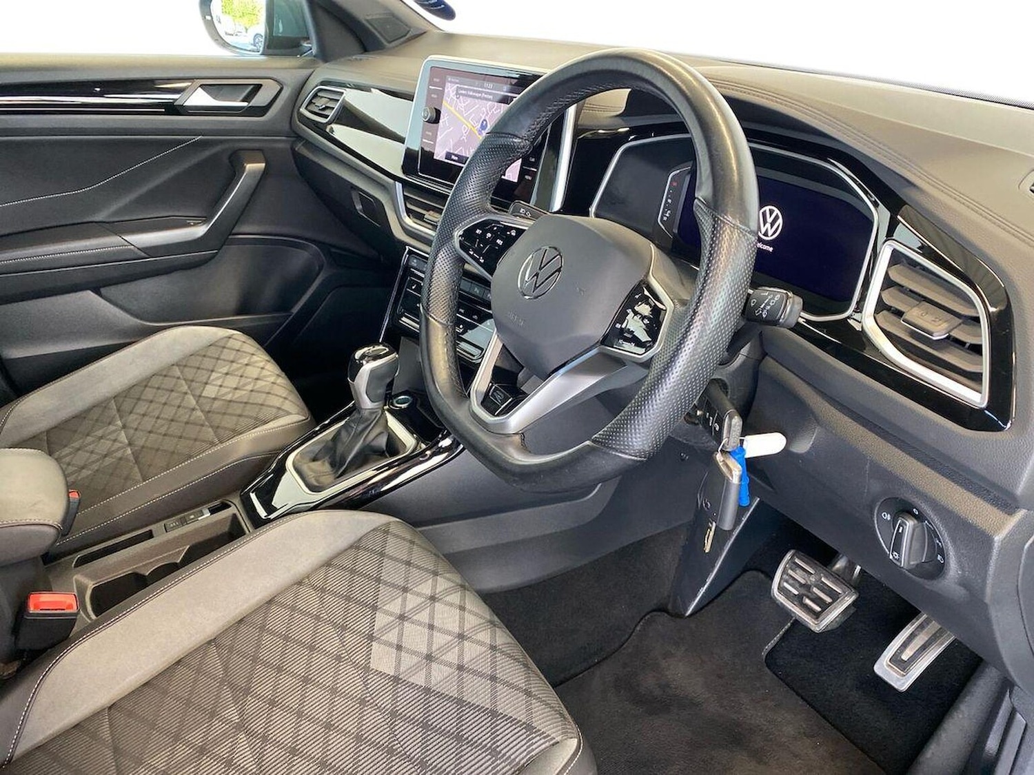 Used Volkswagen T-Roc 2022 for sale - 76794908: Photo 15