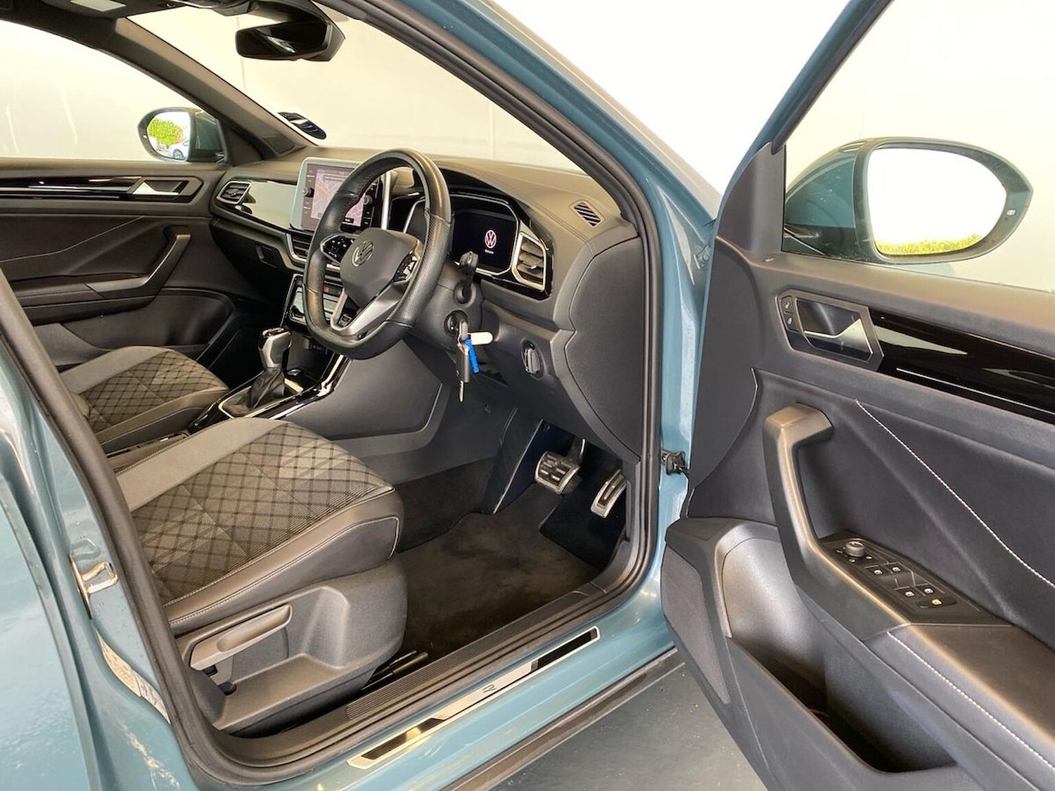 Used Volkswagen T-Roc 2022 for sale - 76794908: Photo 21