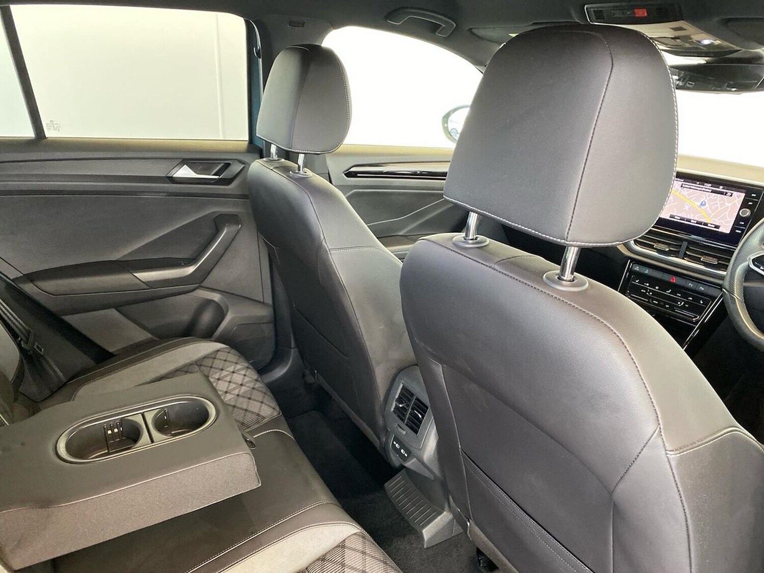 Used Volkswagen T-Roc 2022 for sale - 76794908: Photo 22