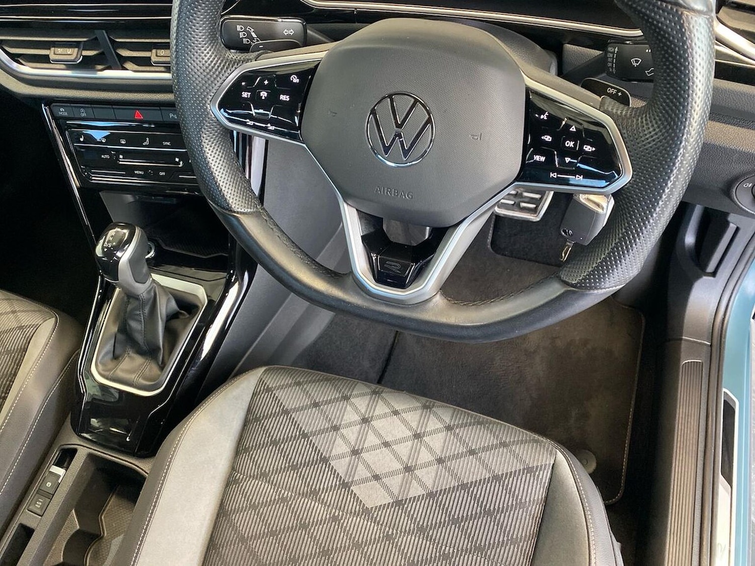 Used Volkswagen T-Roc 2022 for sale - 76794908: Photo 27