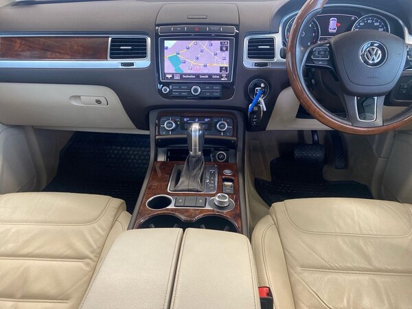 Used Volkswagen Touareg 2016 for sale - 76219219: Photo 12