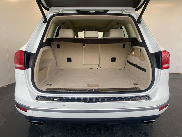 Used Volkswagen Touareg 2016 for sale - 76219219: Photo 17