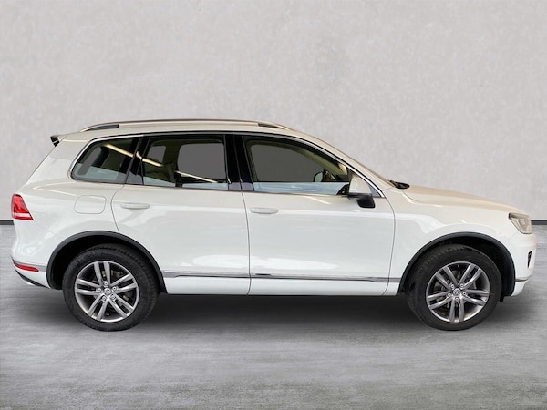 Used Volkswagen Touareg 2016 for sale - 76219219: Photo 3