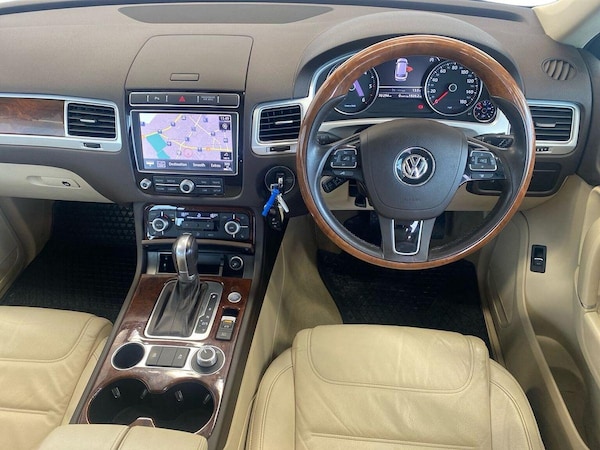 Used Volkswagen Touareg 2016 for sale - 76219219: Photo 9