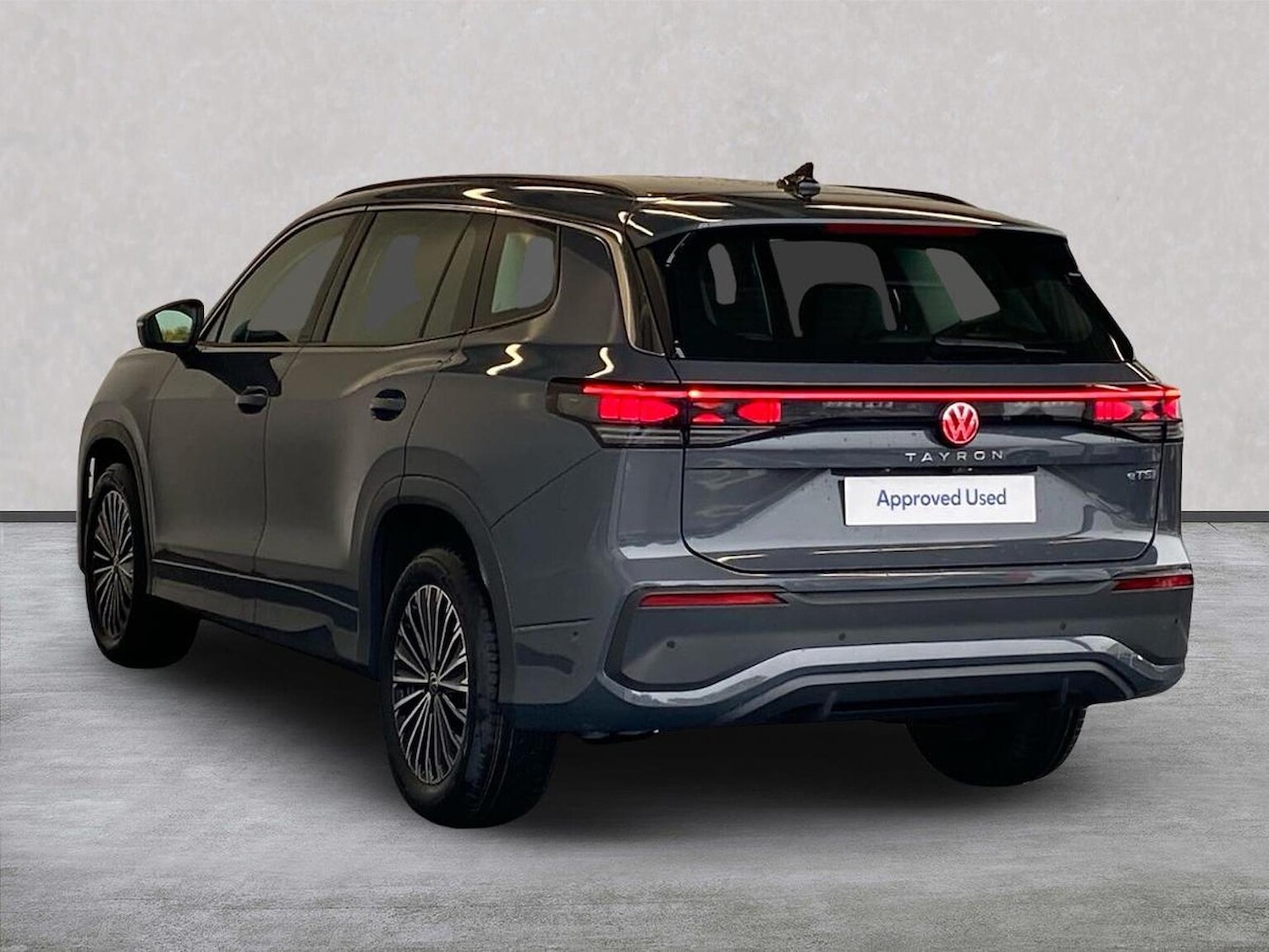 Used Volkswagen Touran 2025 for sale - 77488791: Photo 2