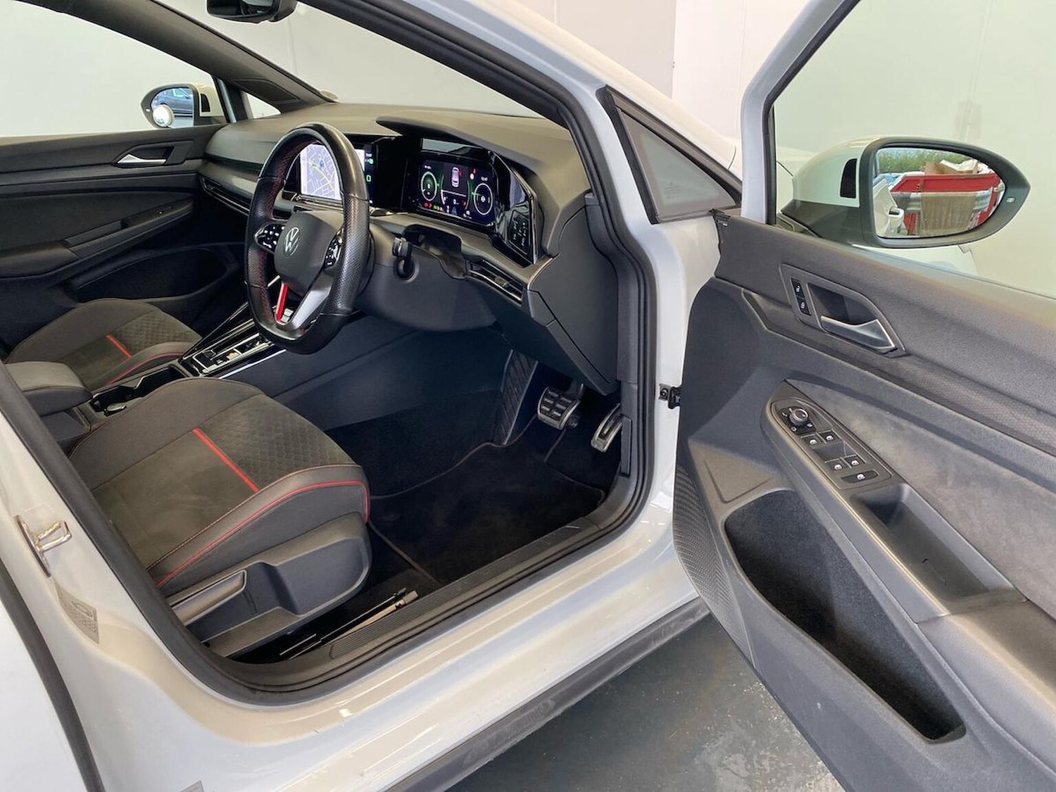 Used Volkswagen Golf 2023 for sale - 77946114: Photo 21