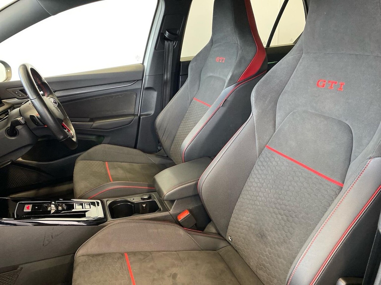 Used Volkswagen Golf 2023 for sale - 77946114: Photo 39