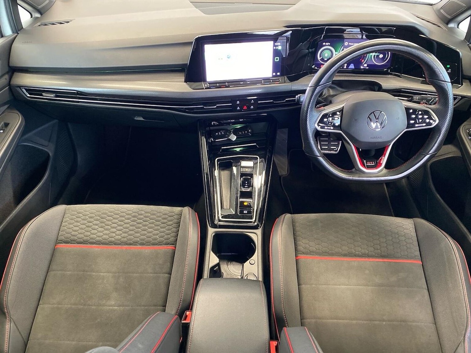 Used Volkswagen Golf 2023 for sale - 77946114: Photo 8