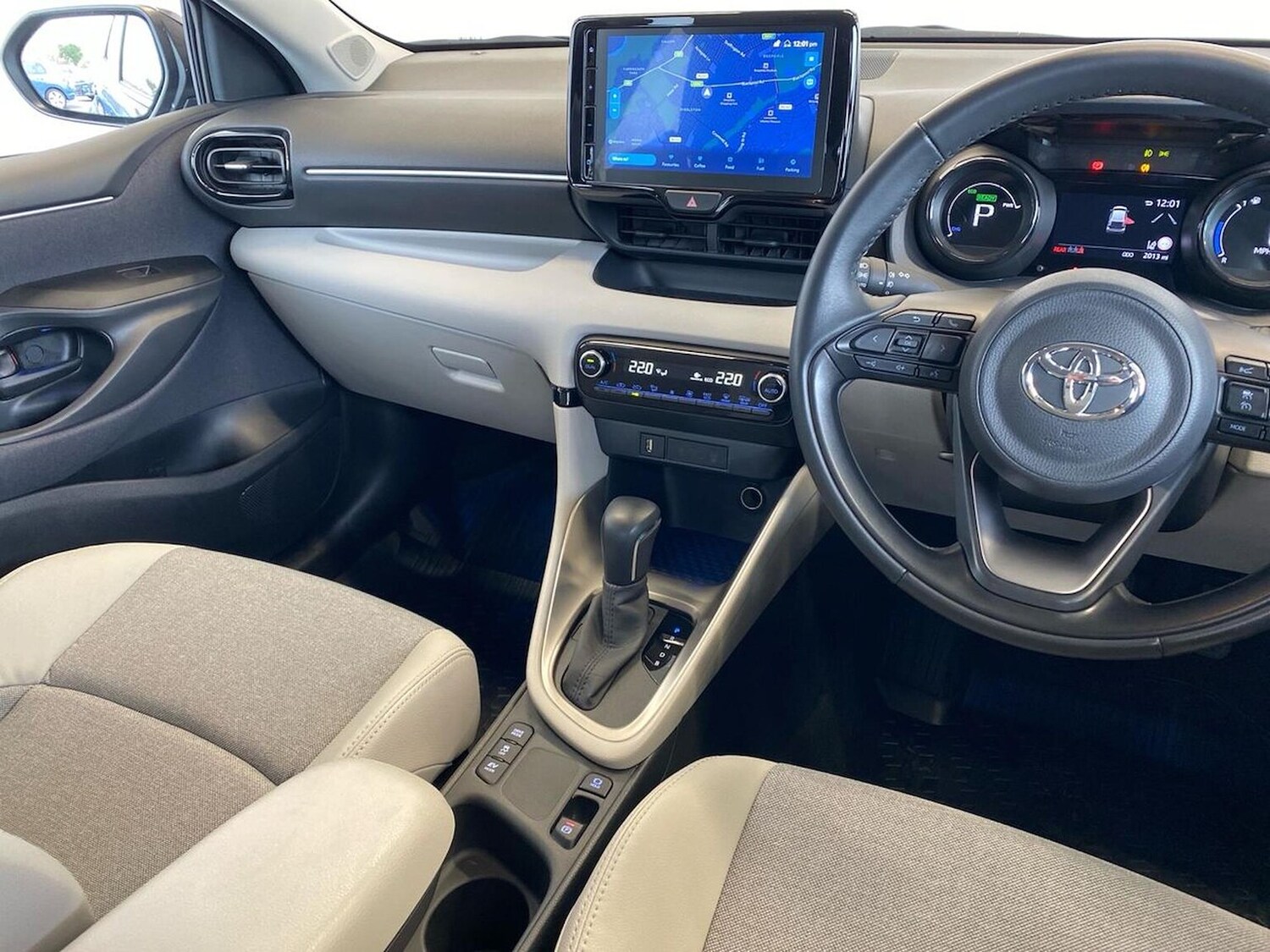 Used Toyota Yaris 2023 for sale - 78194933: Photo 13