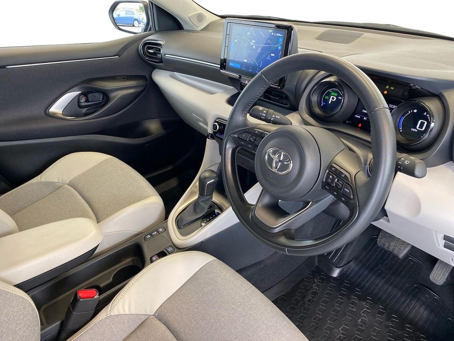 Used Toyota Yaris 2023 for sale - 78194933: Photo 15