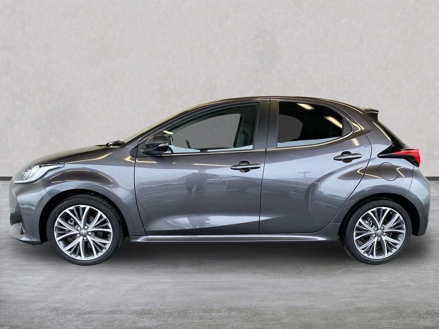 Used Toyota Yaris 2023 for sale - 78194933: Photo 19