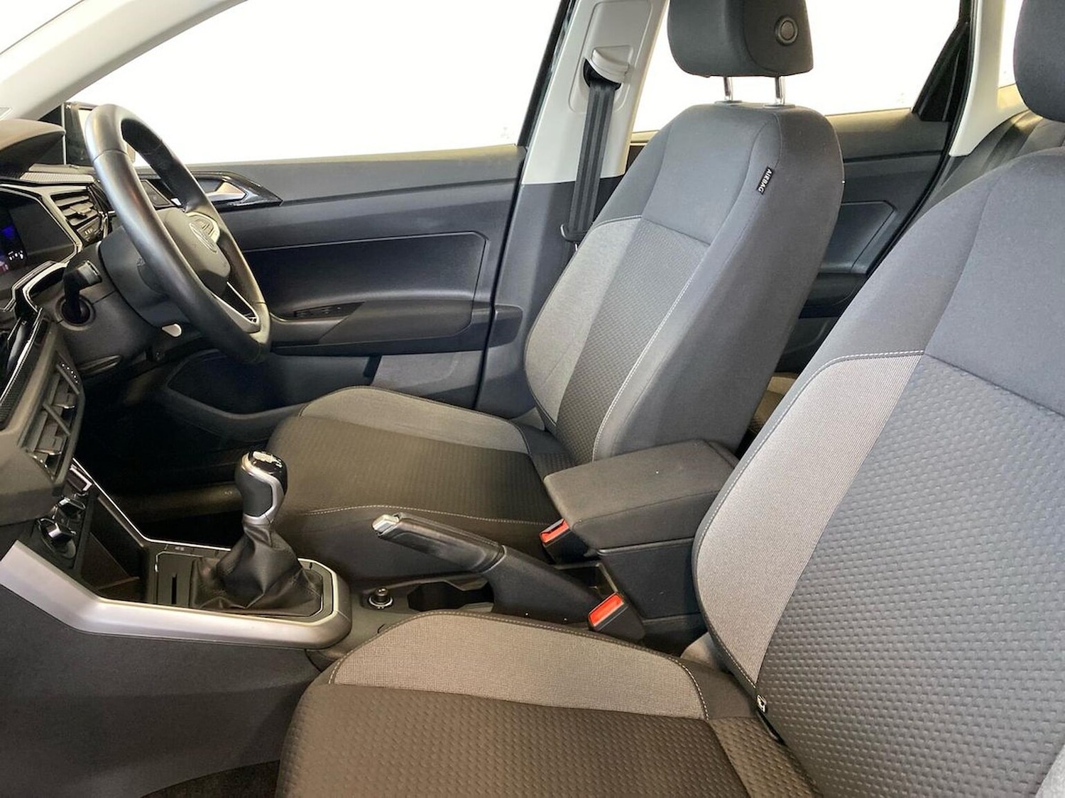 Used Volkswagen Polo 2022 for sale - 76720268: Photo 40