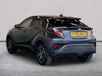Used Toyota C-HR 2019 for sale - 79513139: Photo