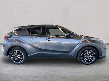 Used Toyota C-HR 2019 for sale - 79513139: Photo