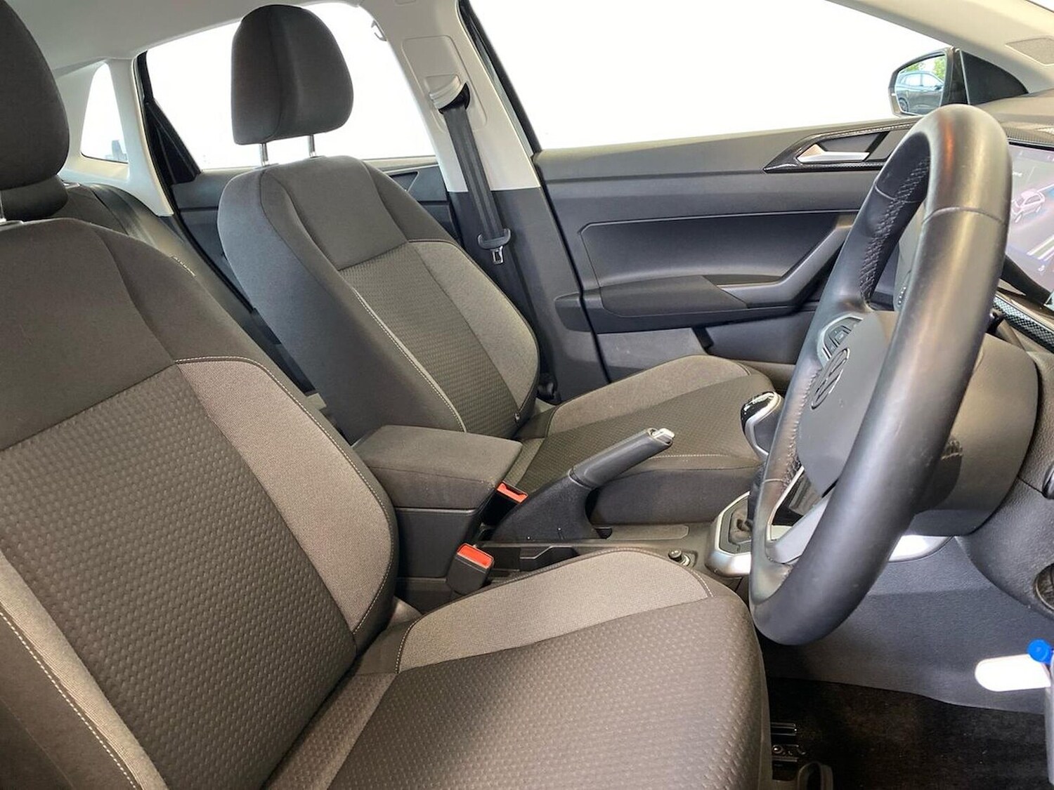 Used Volkswagen Polo 2024 for sale - 76225089: Photo 32