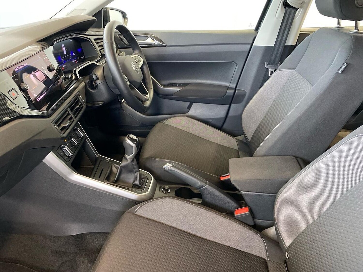 Used Volkswagen Polo 2024 for sale - 76225089: Photo 39