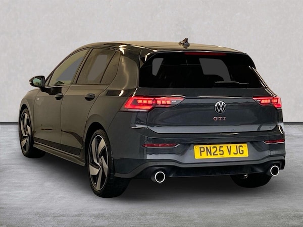 Used Volkswagen Golf 2025 for sale - 76225088: Photo 2