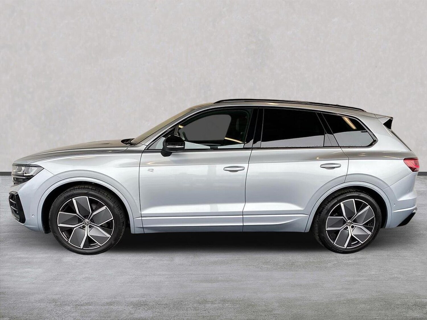 Used Volkswagen Touareg 2025 for sale - 76127170: Photo 19