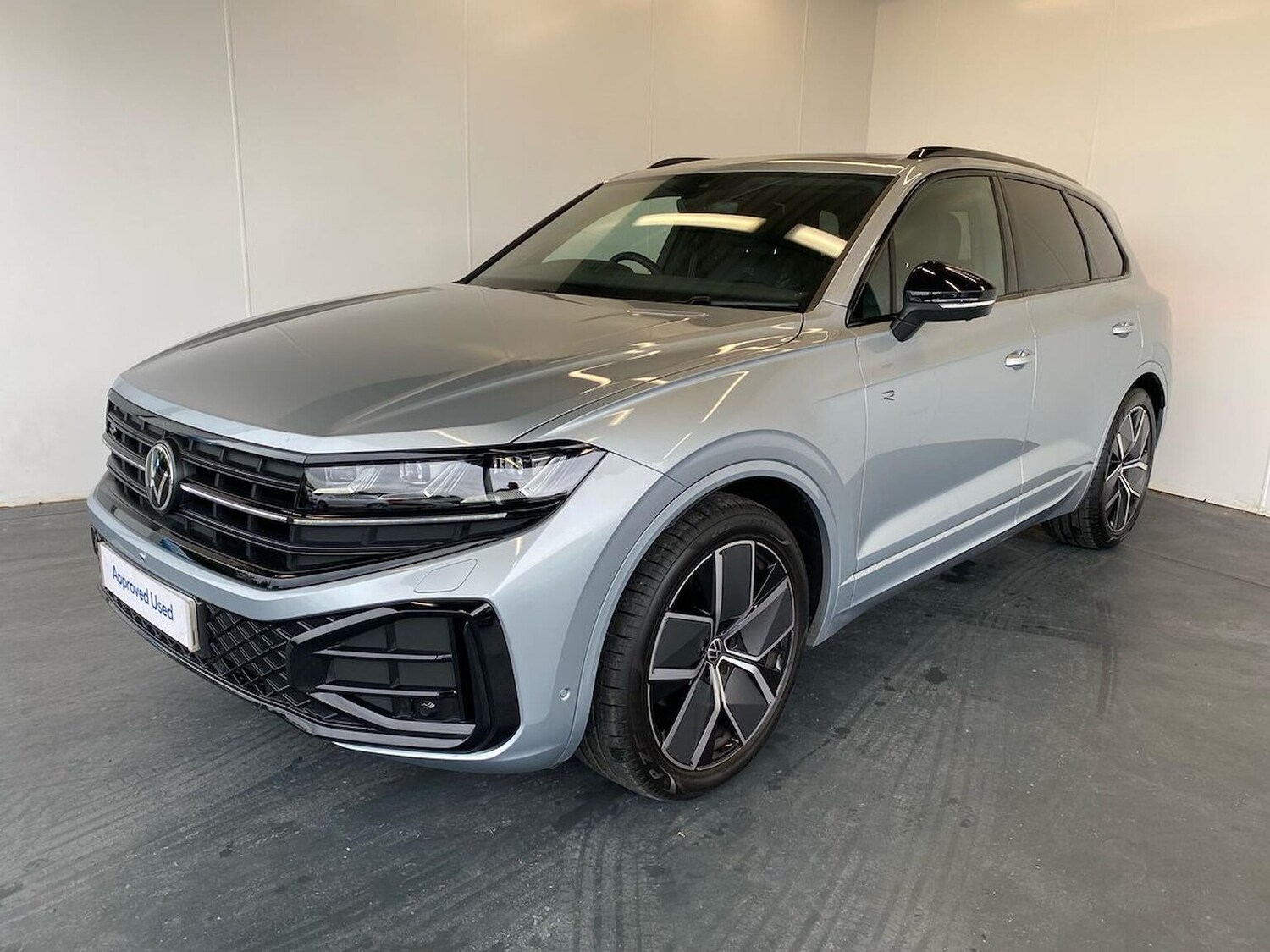 Used Volkswagen Touareg 2025 for sale - 76127170: Photo 34