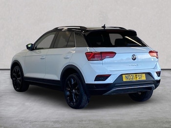 Used Volkswagen T-Roc 2021 for sale - 78202074: Photo