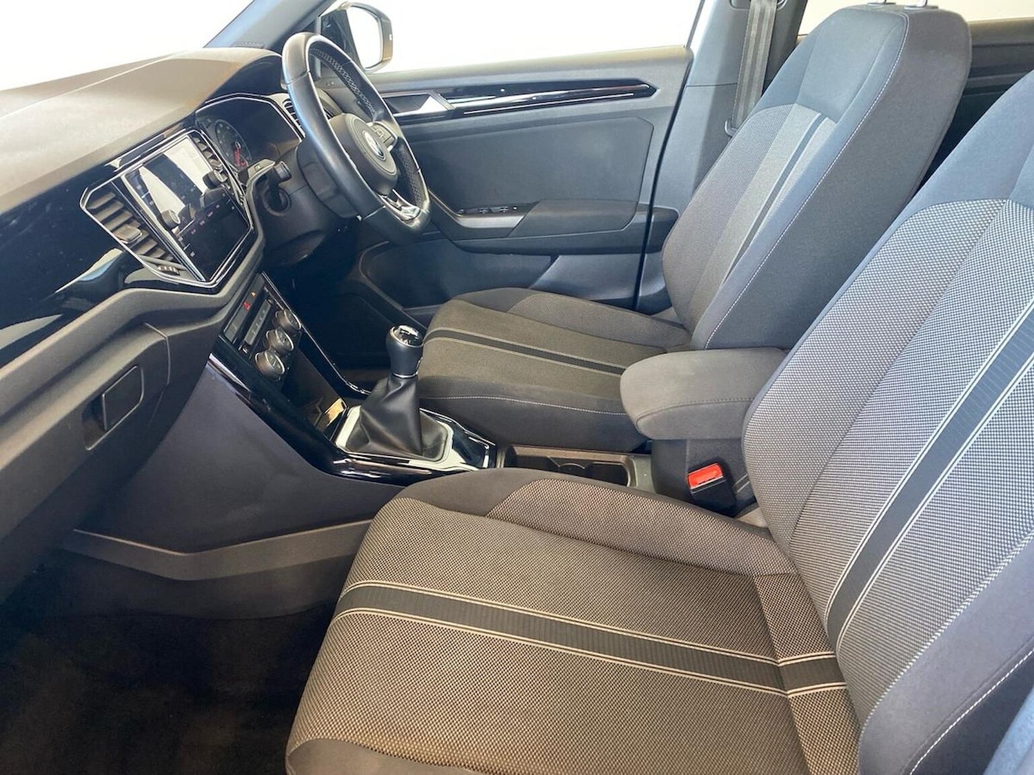 Used Volkswagen T-Roc 2021 for sale - 78202074: Photo 39