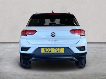 Used Volkswagen T-Roc 2021 for sale - 78202074: Photo