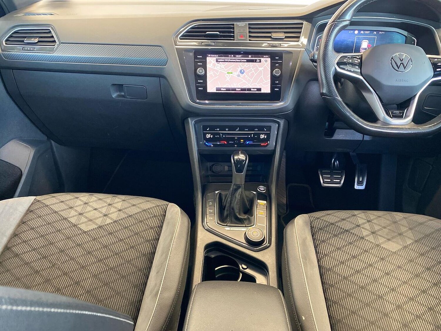 Used Volkswagen Tiguan 2023 for sale - 76206064: Photo 12