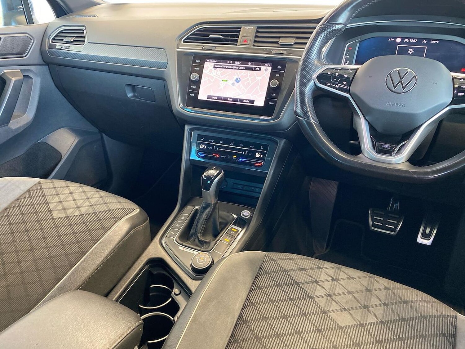 Used Volkswagen Tiguan 2023 for sale - 76206064: Photo 13