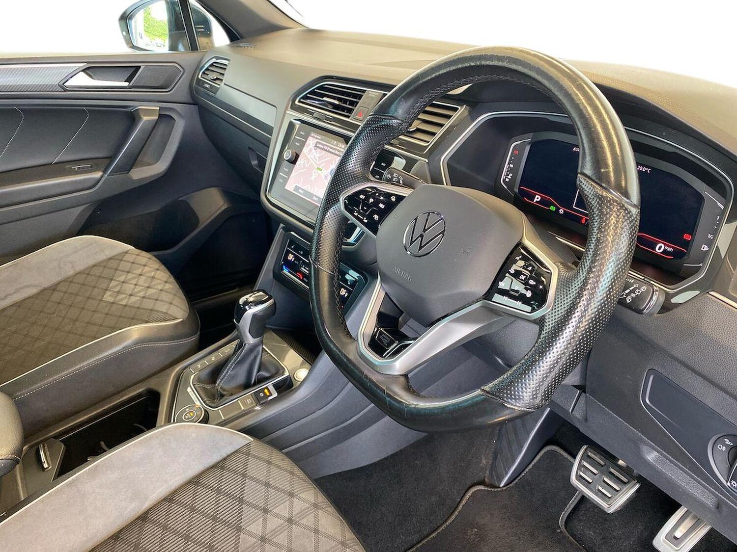 Used Volkswagen Tiguan 2023 for sale - 76206064: Photo 15