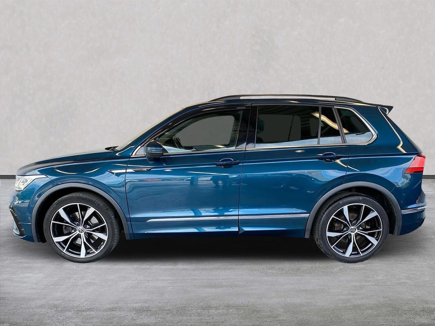 Used Volkswagen Tiguan 2023 for sale - 76206064: Photo 19