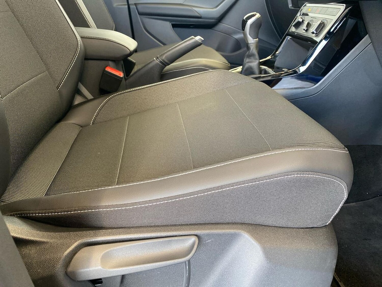 Used Volkswagen T-Cross 2023 for sale - 76142927: Photo 30