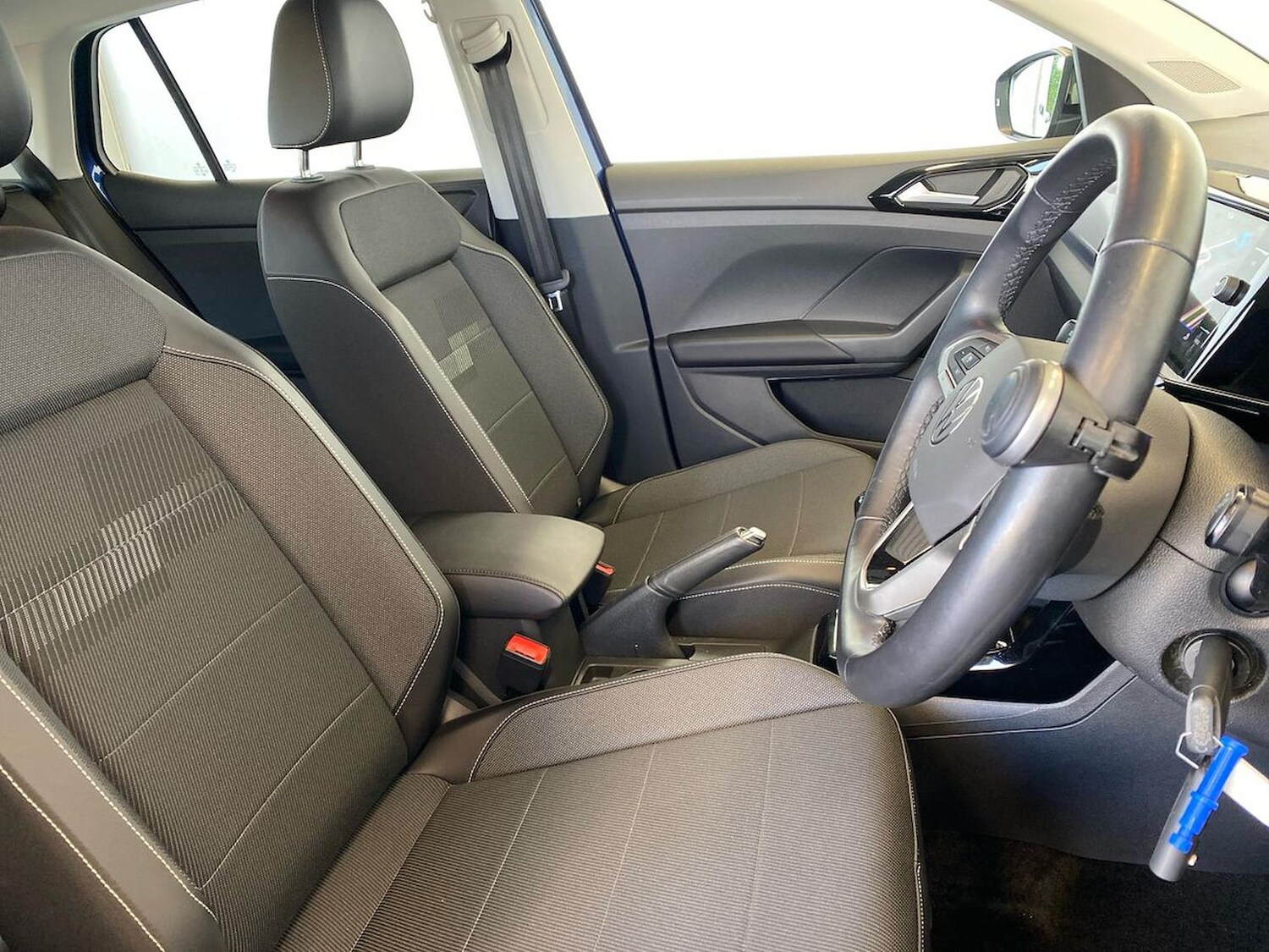 Used Volkswagen T-Cross 2023 for sale - 76142927: Photo 32