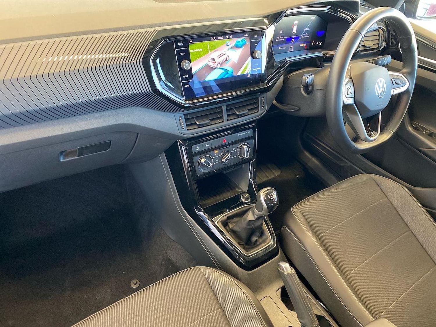 Used Volkswagen T-Cross 2023 for sale - 76142927: Photo 7