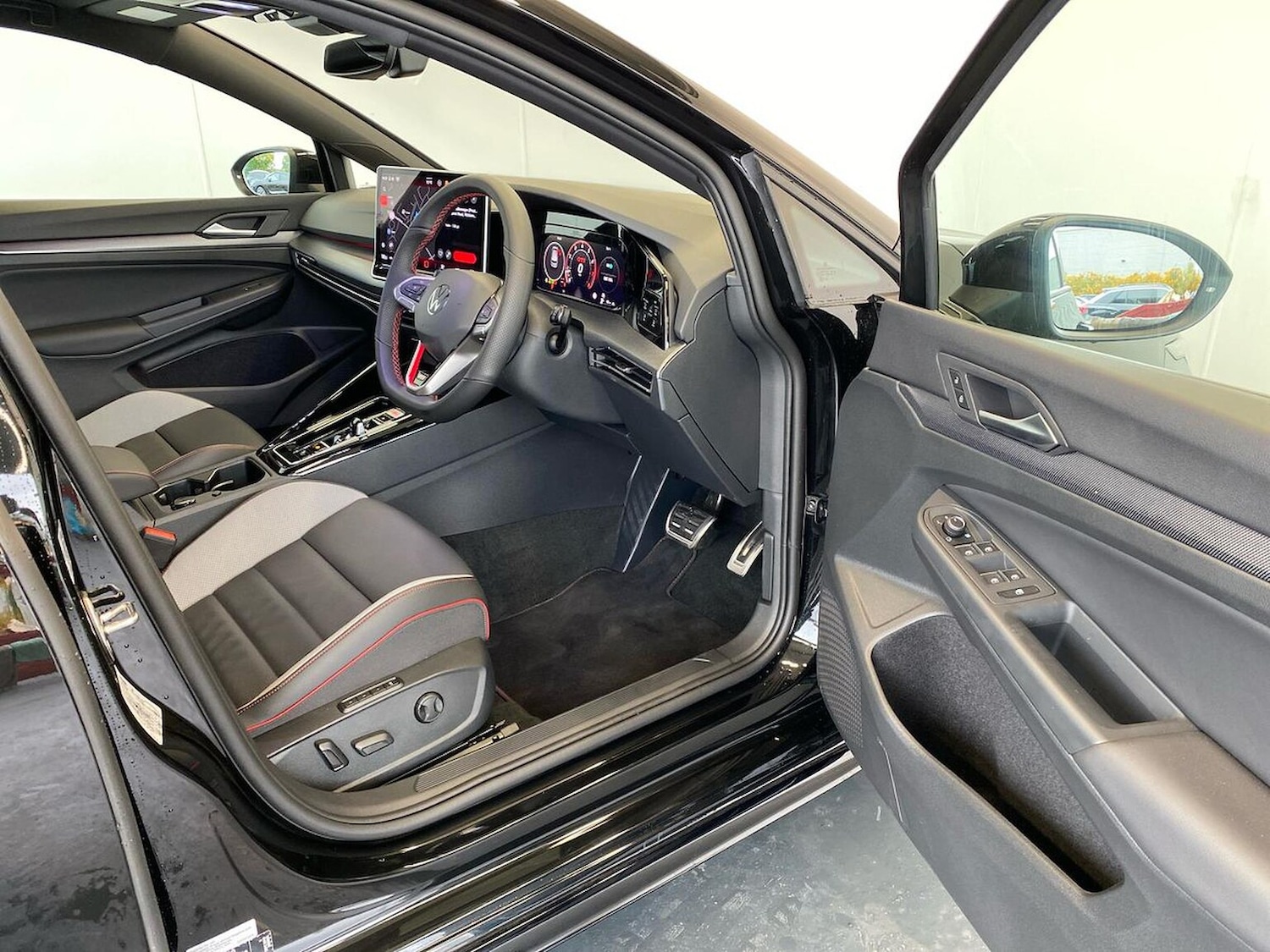 Used Volkswagen Golf 2025 for sale - 76177588: Photo 21