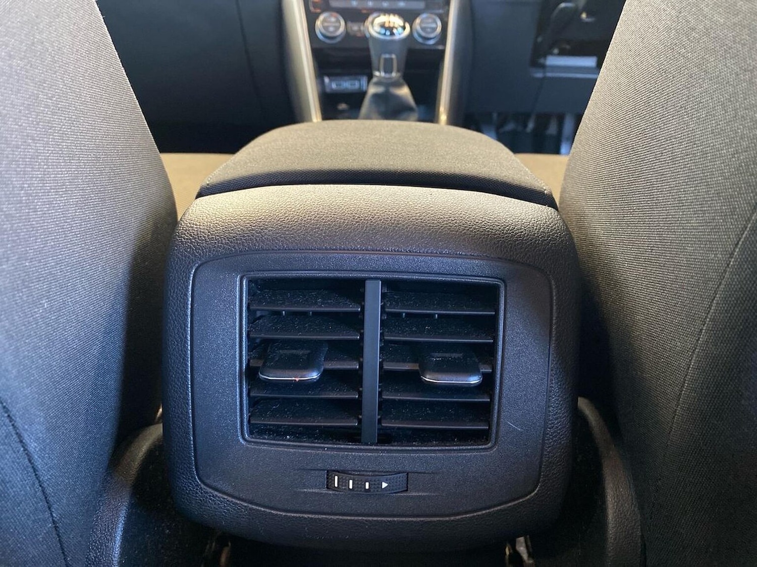 Used Volkswagen T-Roc 2020 for sale - 76725906: Photo 25