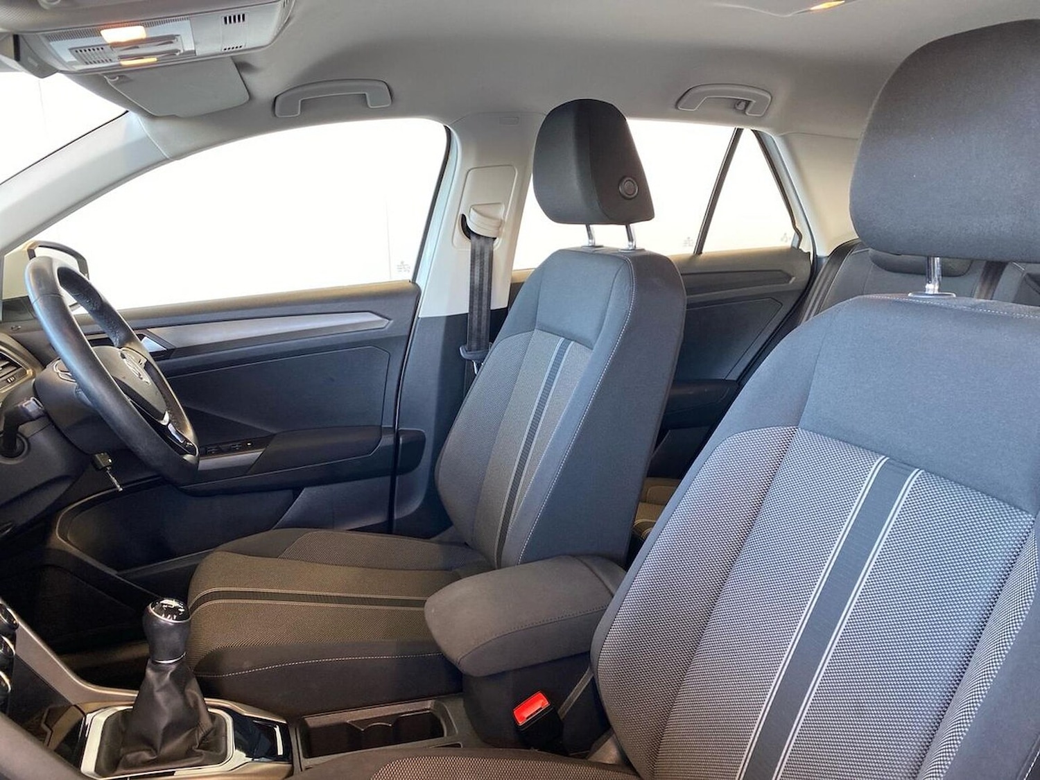 Used Volkswagen T-Roc 2020 for sale - 76725906: Photo 37