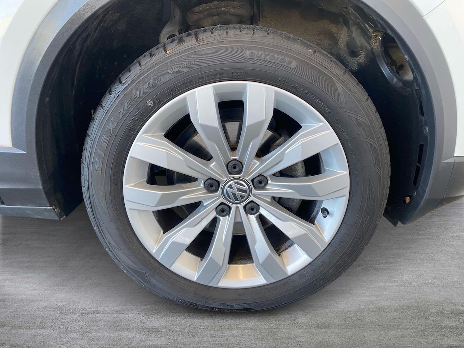 Used Volkswagen T-Roc 2020 for sale - 76725906: Photo 6