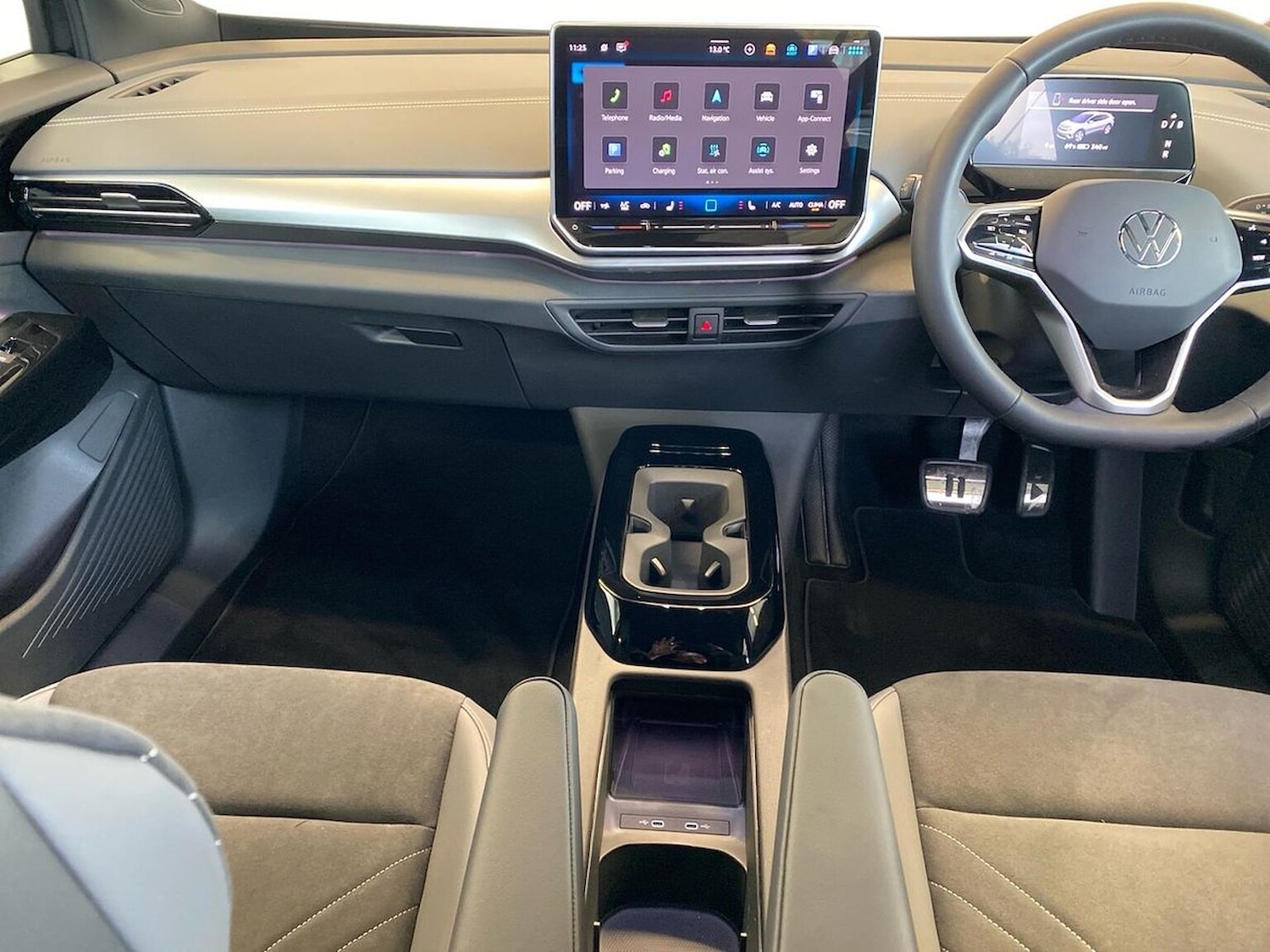 Used Volkswagen ID.4 2025 for sale - 76461835: Photo 12