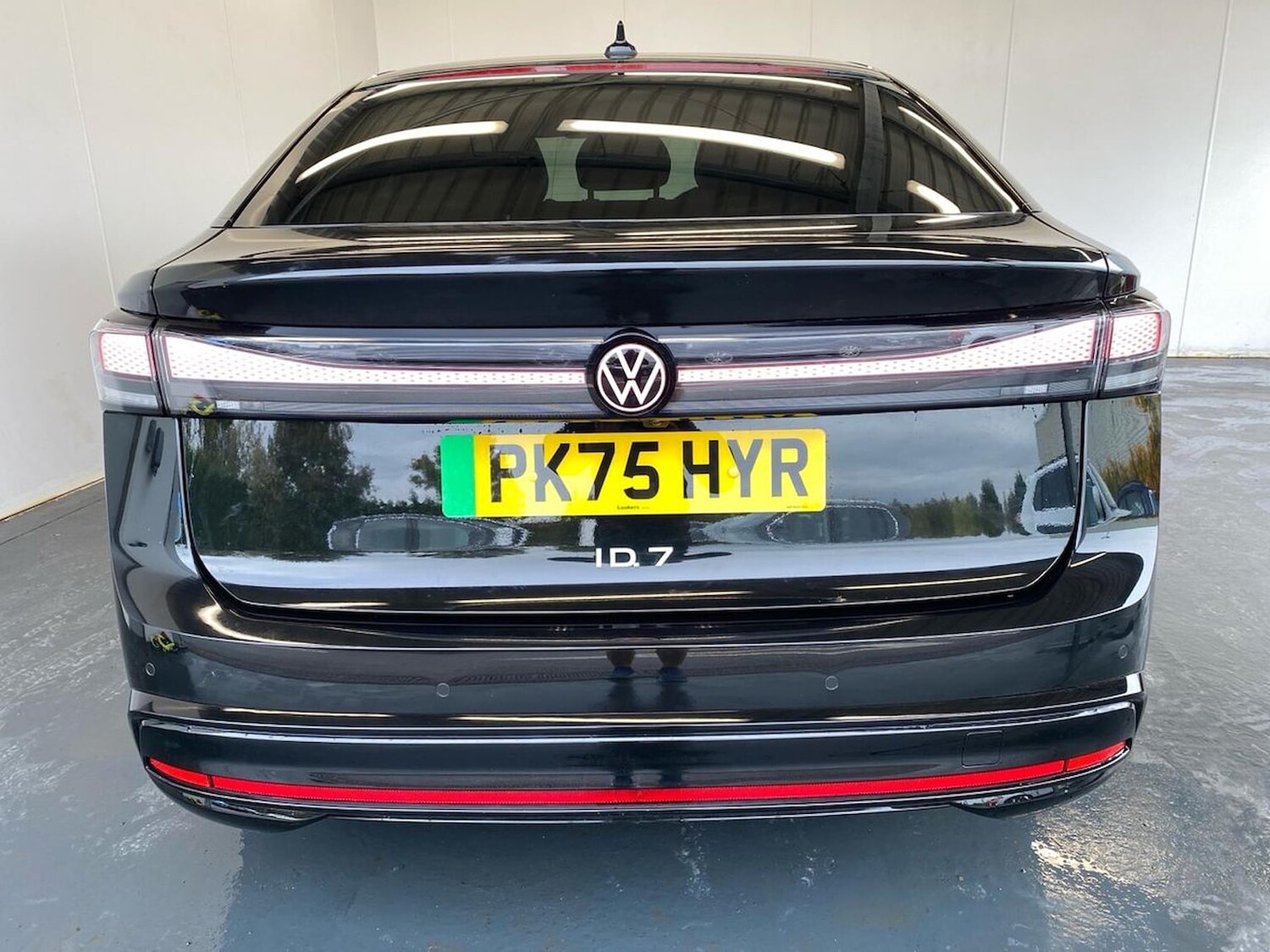 Used Volkswagen ID.7 2025 for sale - 76316694: Photo 28