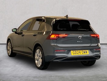 Used Volkswagen Golf 2024 for sale - 76461834: Photo