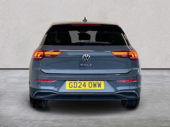 Used Volkswagen Golf 2024 for sale - 76461834: Photo