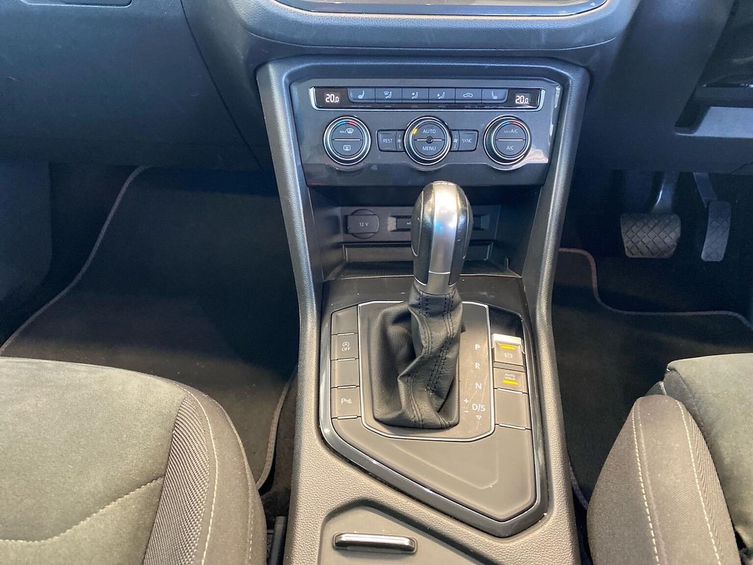 Used Volkswagen Tiguan 2018 for sale - 78198080: Photo 12